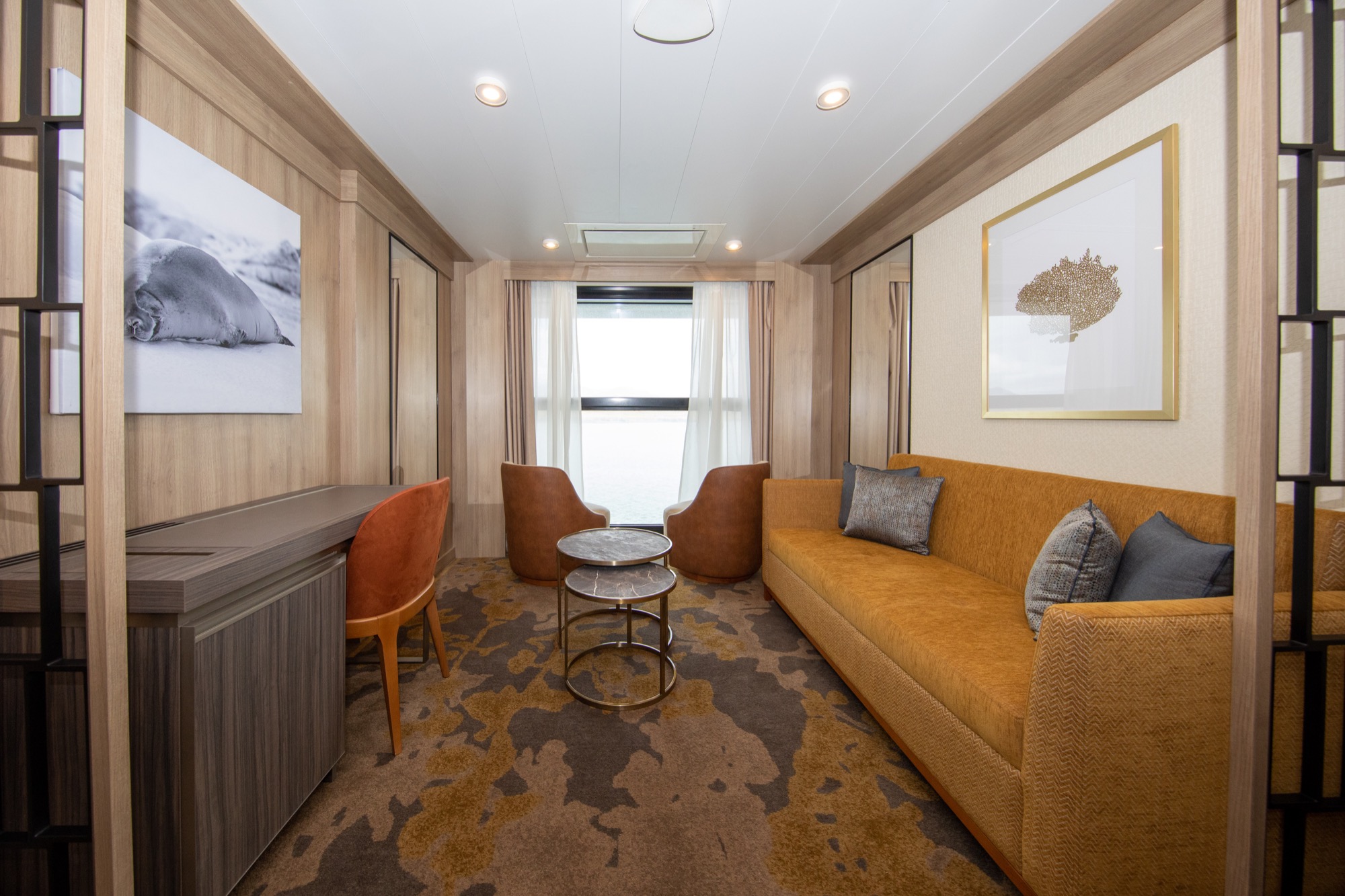 Quark Expeditions World Explorer Infinity Suite 7.jpg